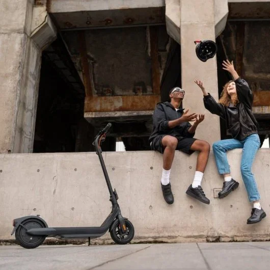 Segway / Ninebot KickScooter E2 PRO E Preto — Trotinete Elétrica 25 km/h - Image 6