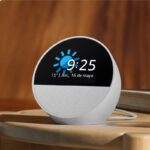 Amazon Echo Spot Smart Alarm Clock com som de qualidade e Alexa Branco - Image 2
