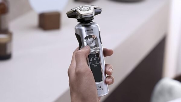 Philips Série 9000 Prestige SP9871/22 – Máquina de Barbear Elétrica Wet & Dry com Lâminas NanoTech e Carregamento Sem Fios - Image 2