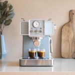 Cecotec Power Espresso 20 Tradizionale Sand – Máquina de Café Expresso 1350W, 20 Bar, Vaporizador, Manómetro, Depósito 1,5L – Turquesa - Image 5